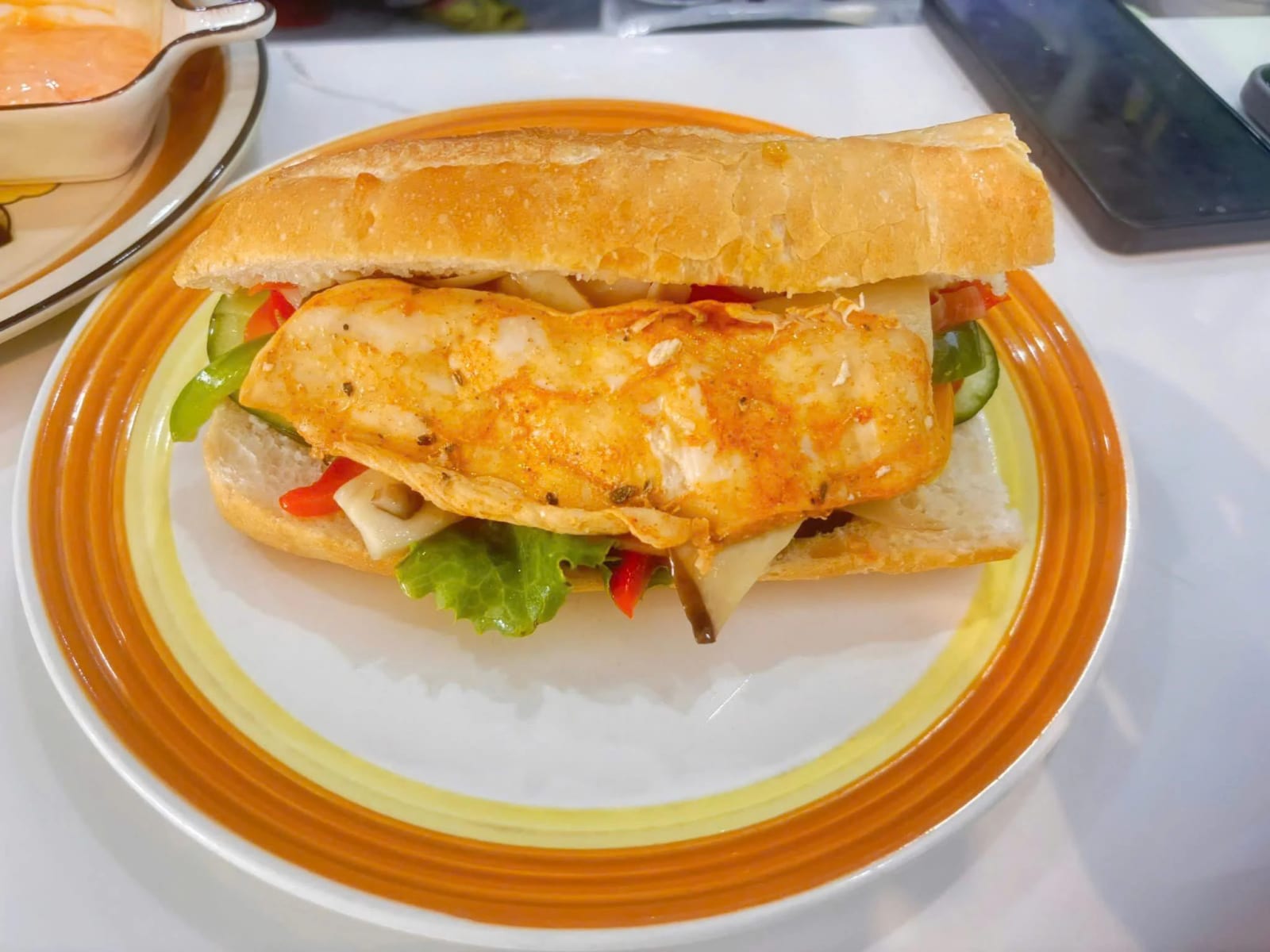Bánh Mì Thịt Gà